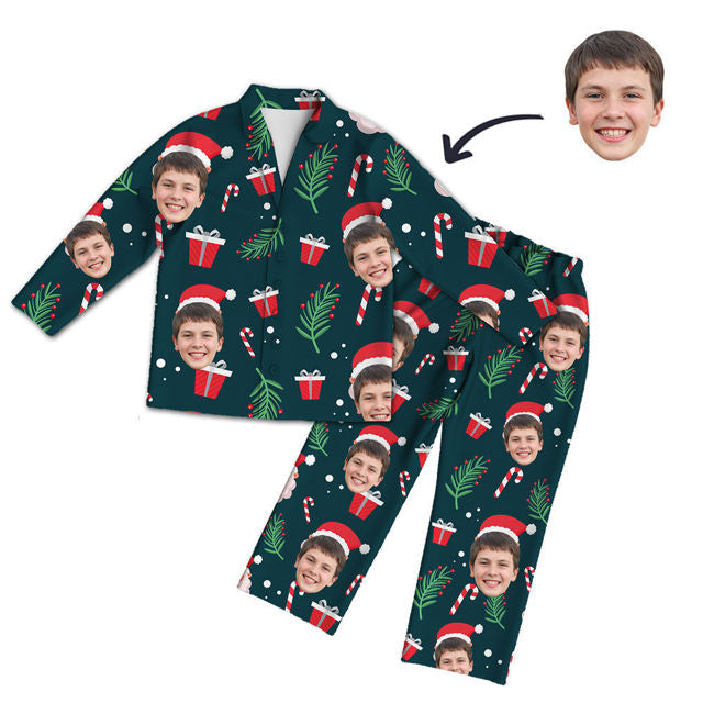 personalized-pajamas-customized-face-photo-long-sleeve-pajama-set-green-christmas-style-best-gift-for-your-loved-ones-family-etc